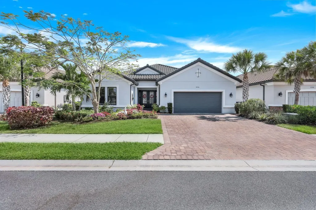 8384 Promoso Court Naples FL 34114
