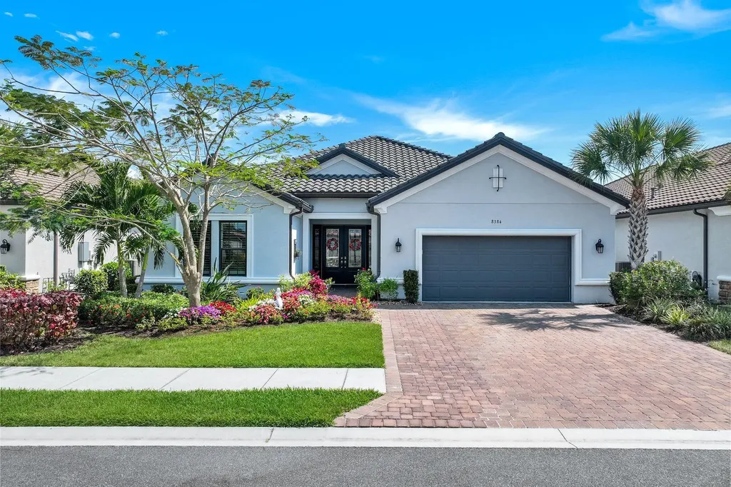 8384 Promoso Court Naples FL 34114