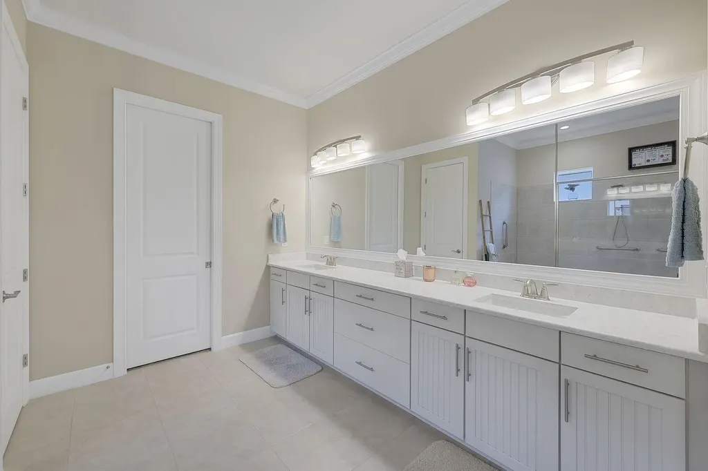 8384 Promoso Court Naples FL 34114