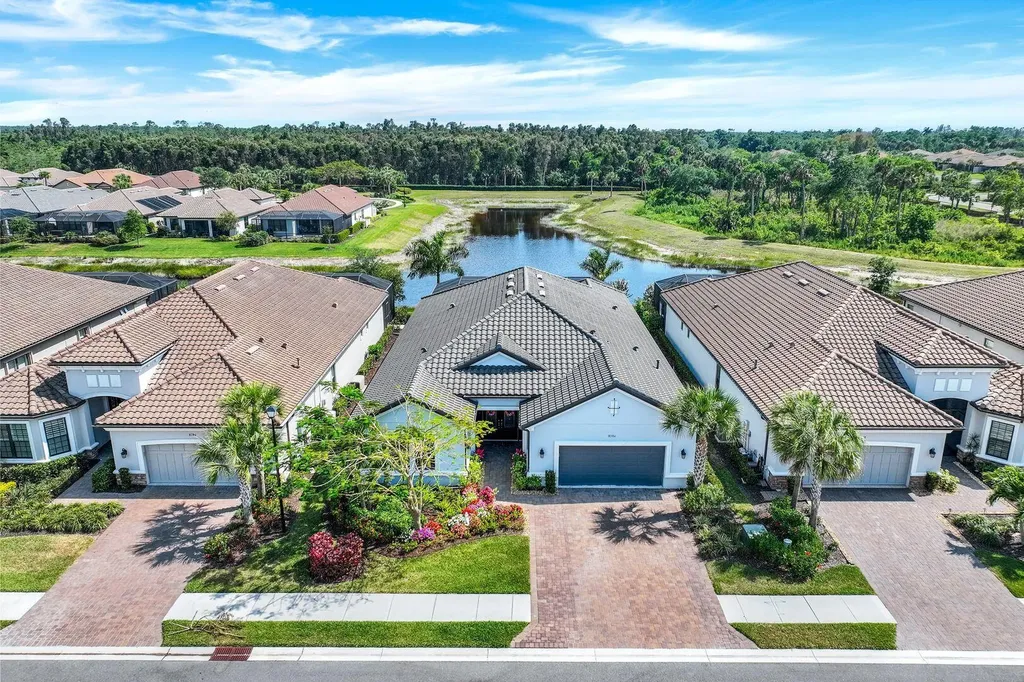 8384 Promoso Court Naples FL 34114