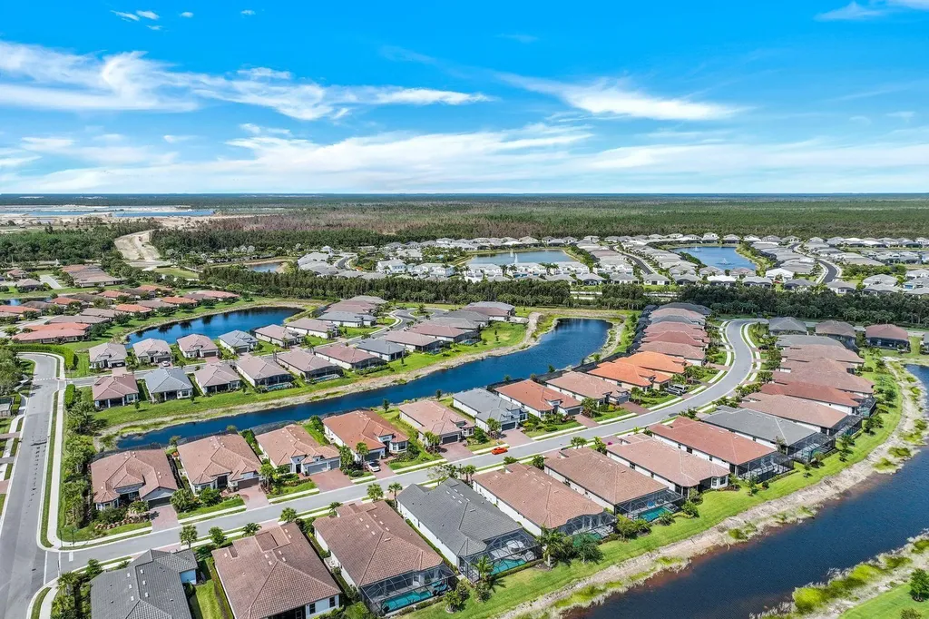 8384 Promoso Court Naples FL 34114