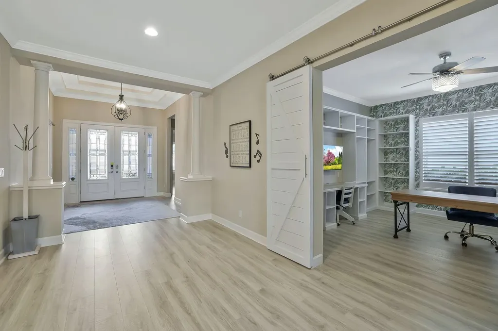 8384 Promoso Court Naples FL 34114