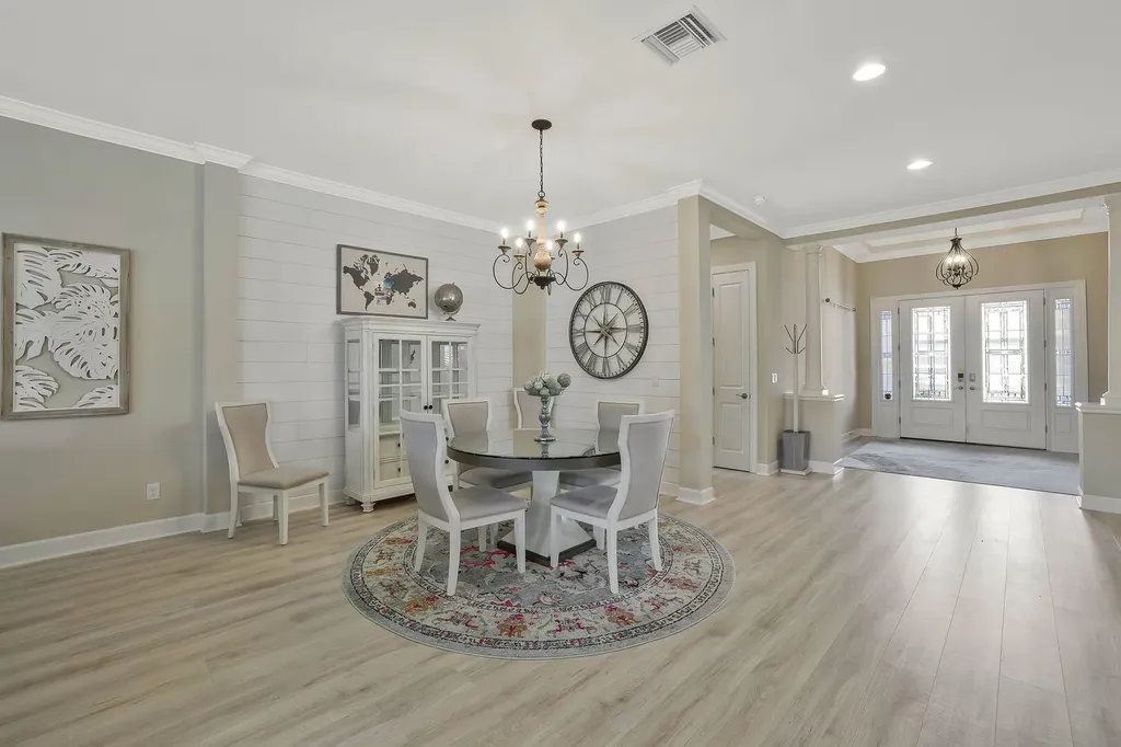 8384 Promoso Court Naples FL 34114