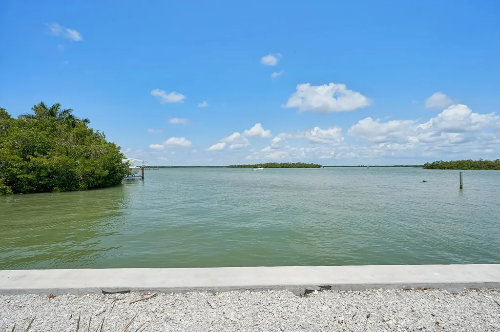 305 Pear Tree Avenue Goodland FL 34140