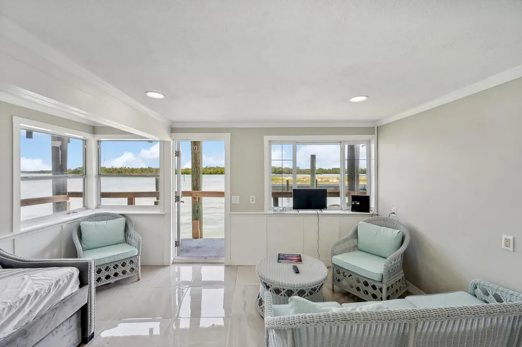 305 Pear Tree Avenue Goodland FL 34140