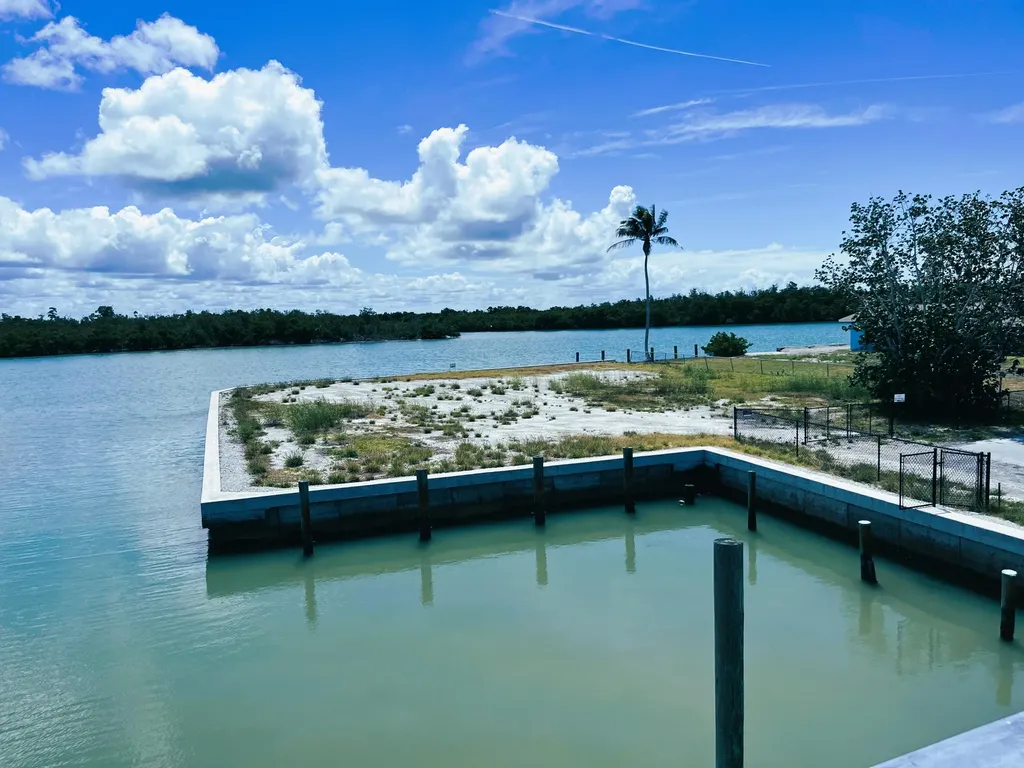 305 Pear Tree Avenue Goodland FL 34140