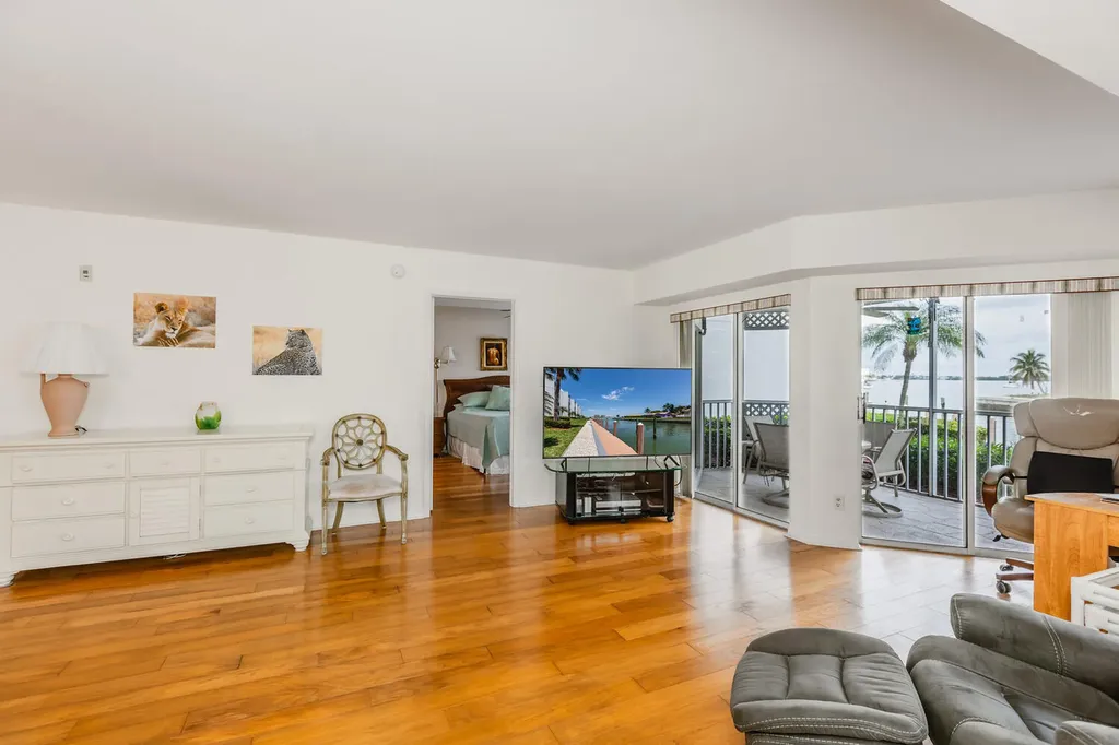 991 N Barfield Drive Marco Island FL 34145