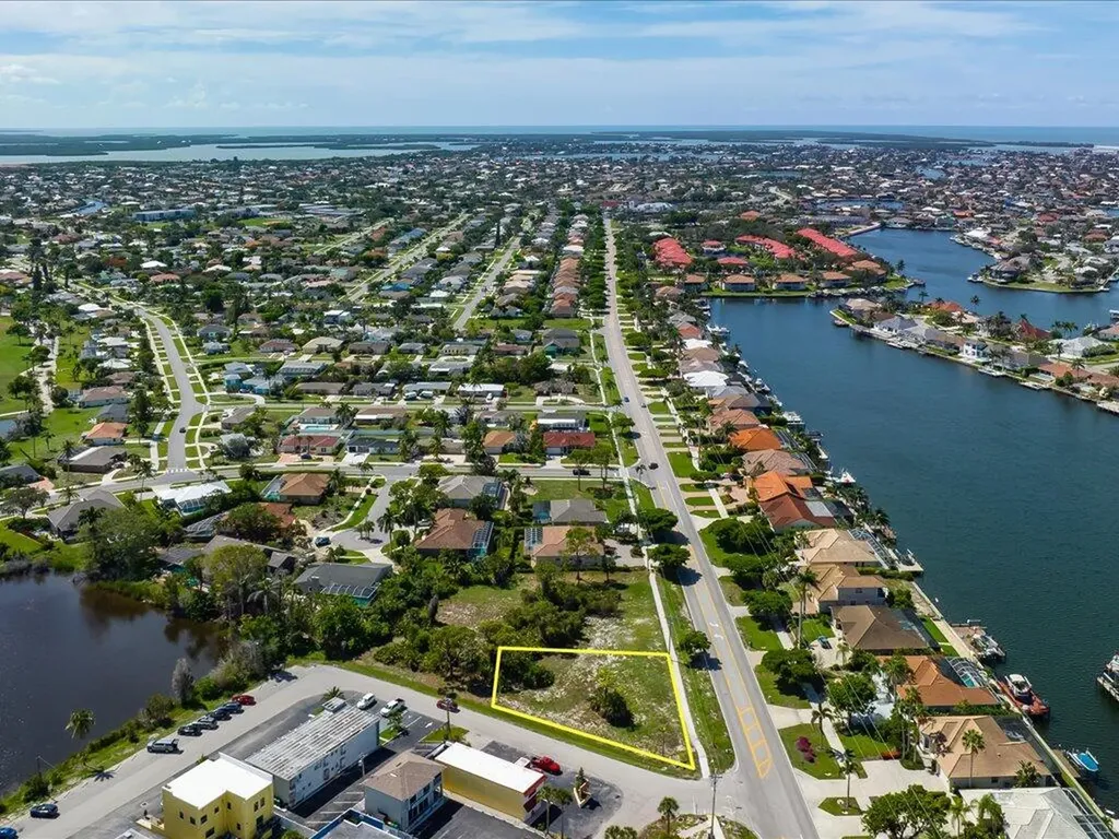 395 Bald Eagle Drive Marco Island FL 34145