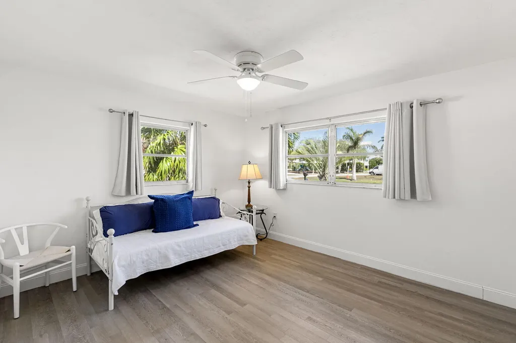 101 Jamaica Drive Naples FL 34113