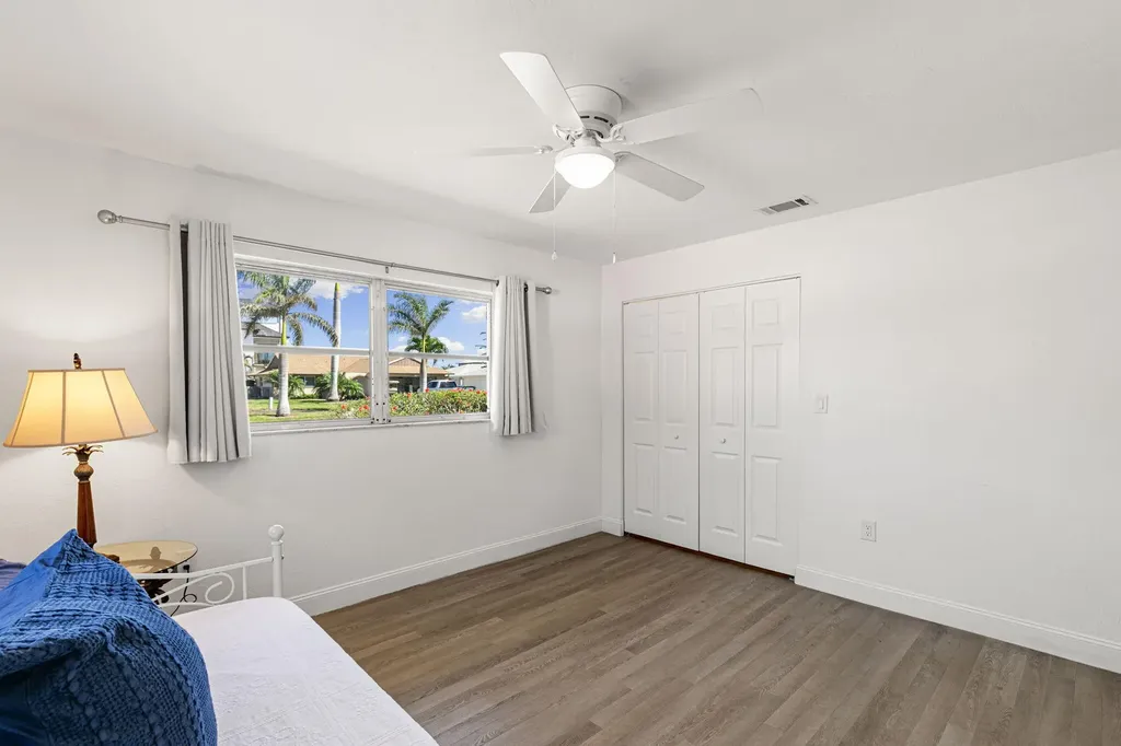 101 Jamaica Drive Naples FL 34113