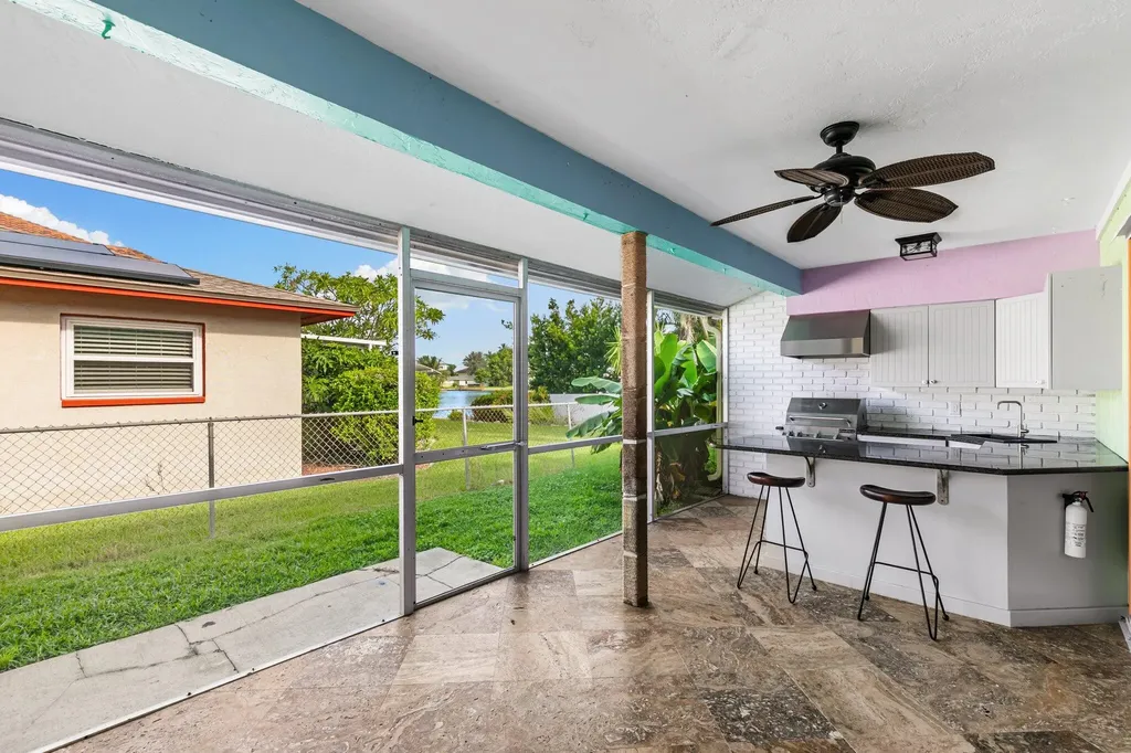 101 Jamaica Drive Naples FL 34113