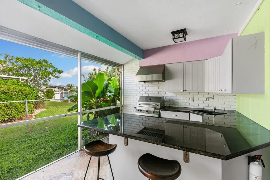 101 Jamaica Drive Naples FL 34113