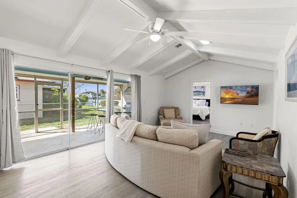 101 Jamaica Drive Naples FL 34113