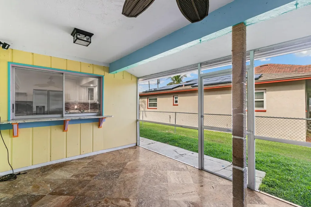 101 Jamaica Drive Naples FL 34113