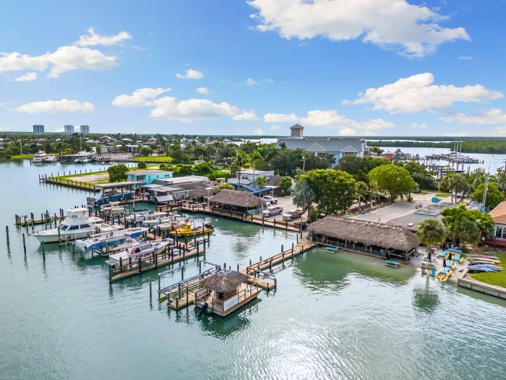 101 Jamaica Drive Naples FL 34113