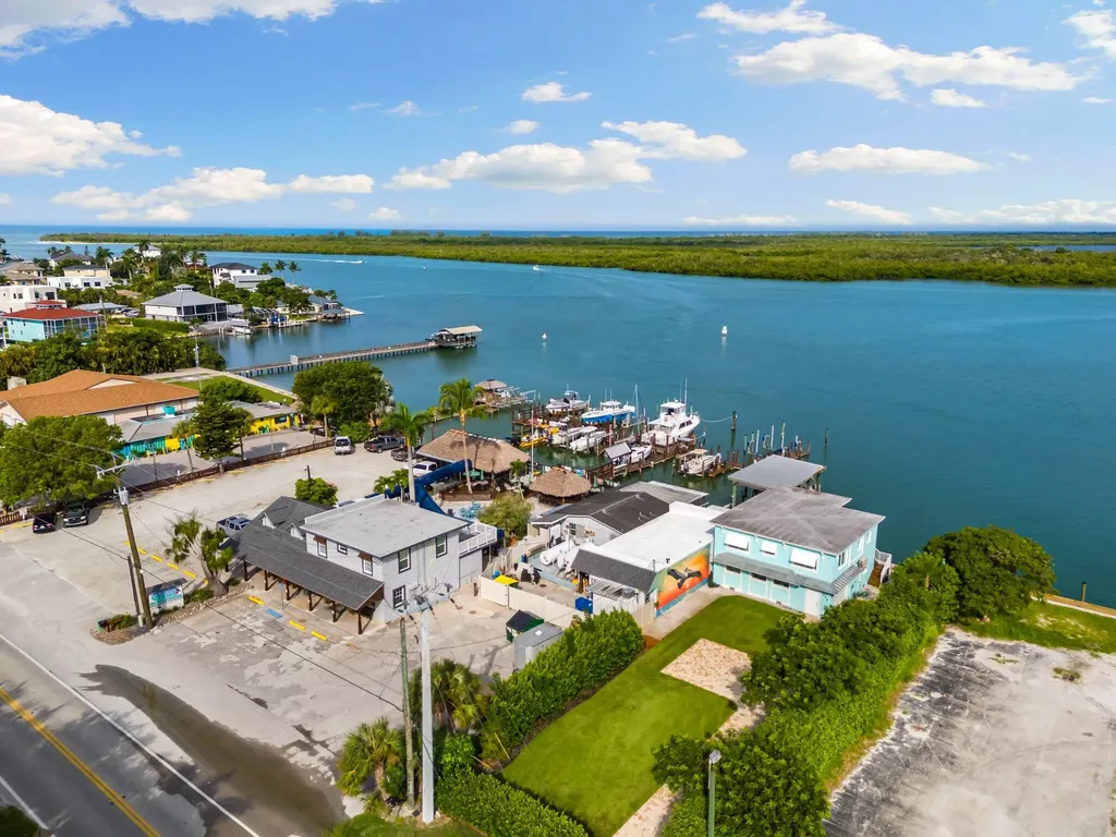 101 Jamaica Drive Naples FL 34113