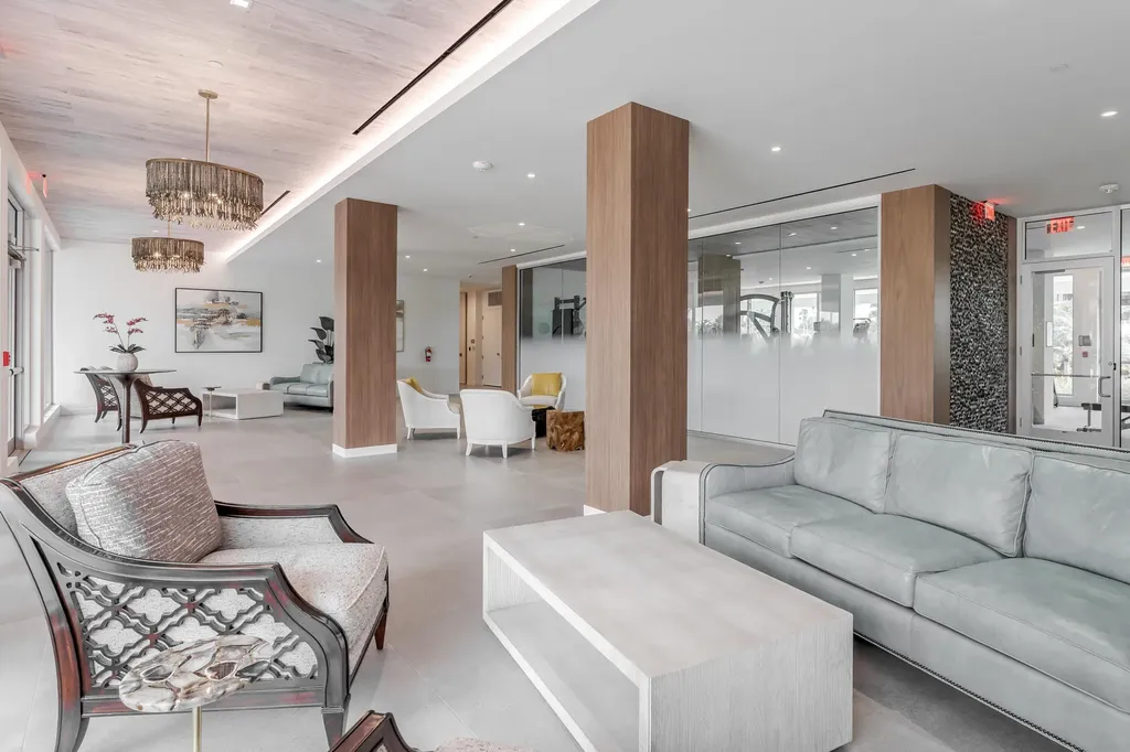 320 Seaview Marco Island FL 34145