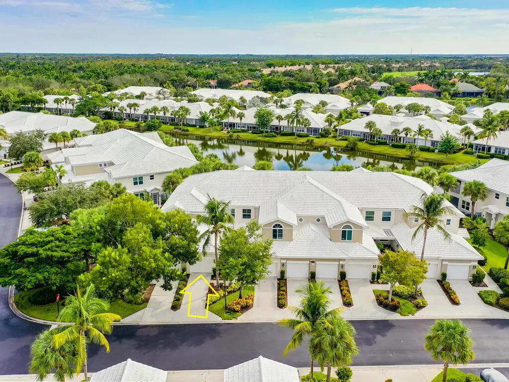 4660 Hawks Nest Way Naples FL 34114