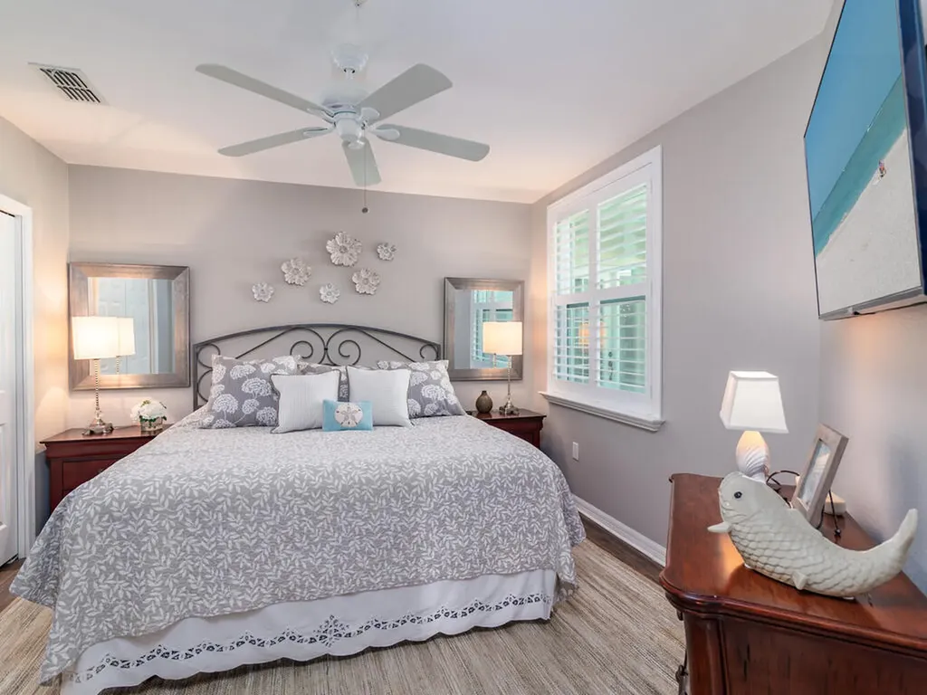 4660 Hawks Nest Way Naples FL 34114