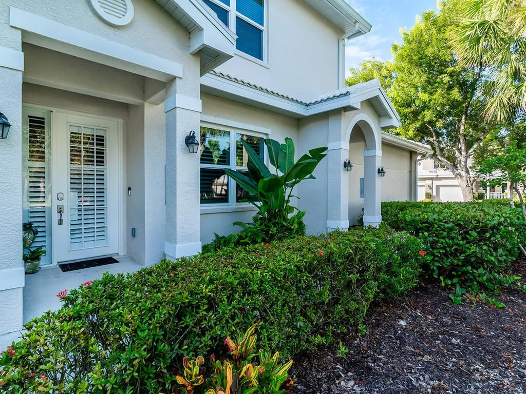 4660 Hawks Nest Way Naples FL 34114