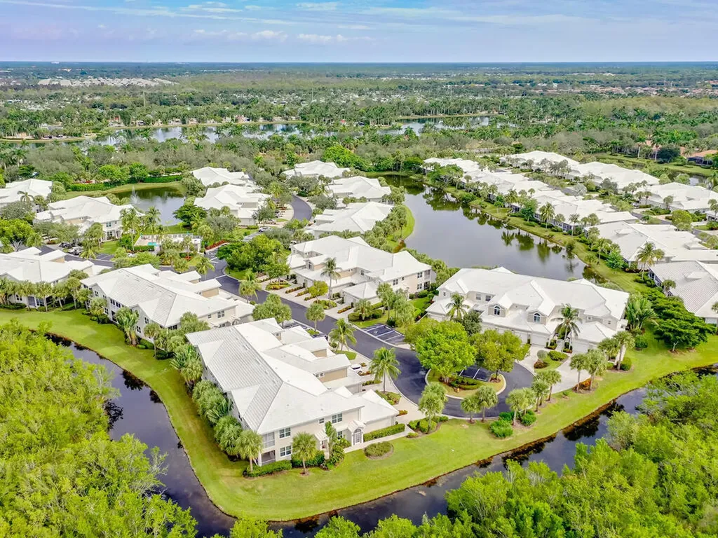 4660 Hawks Nest Way Naples FL 34114