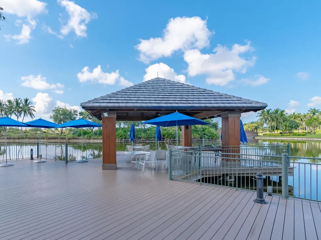 4660 Hawks Nest Way Naples FL 34114