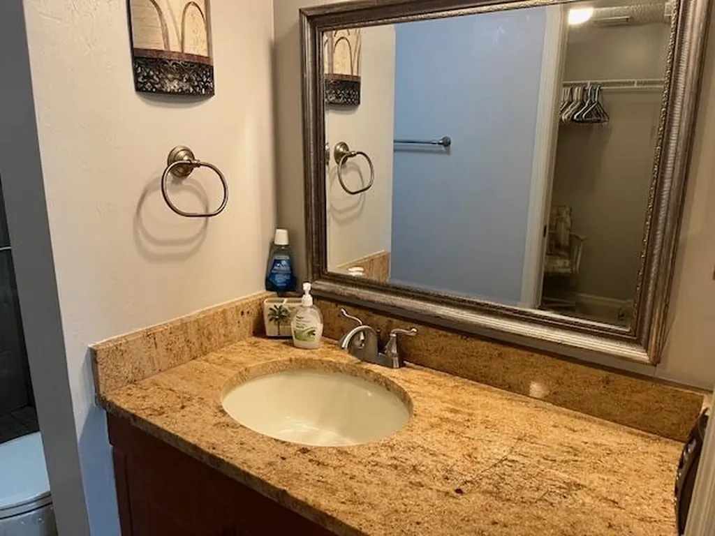 5724 Deauville Circle Naples FL 34112