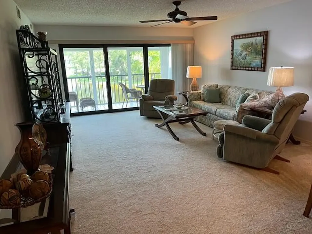 5724 Deauville Circle Naples FL 34112