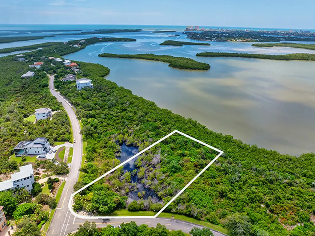 935 Whiskey Creek Drive Marco Island FL 34145