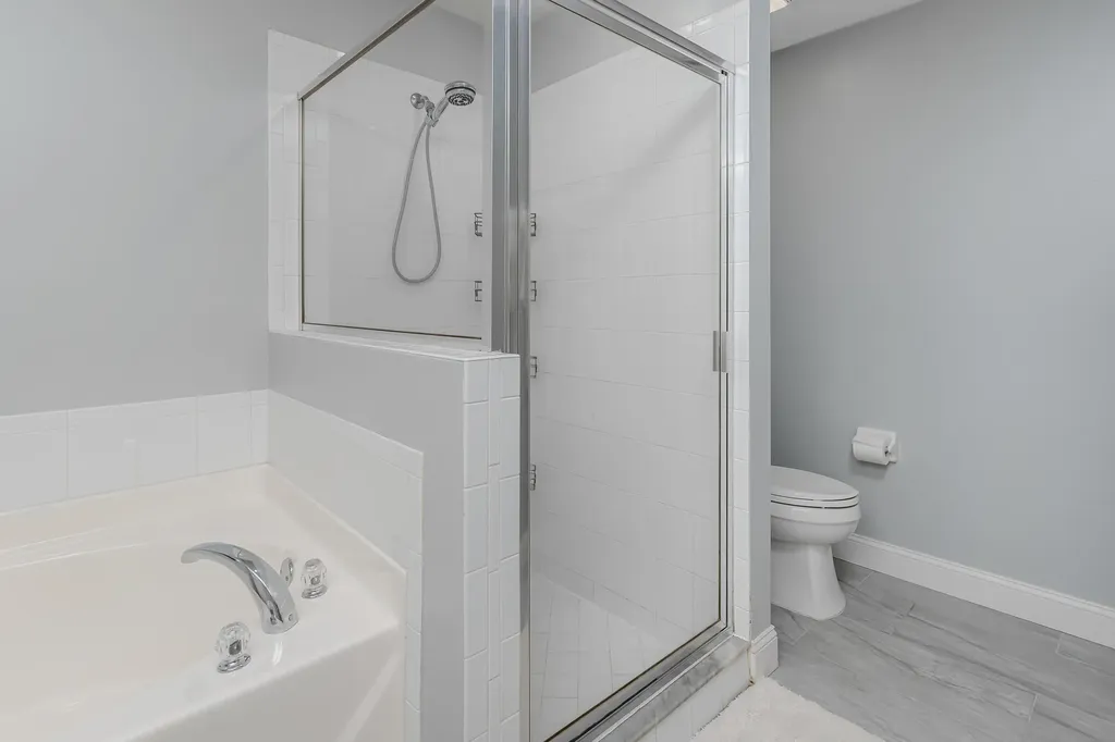 380 Stella Maris Naples FL 34114