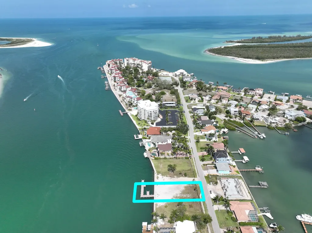 - W Pelican Street Isles Of Capri FL 34113