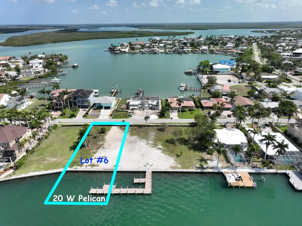 20 W Pelican Street Naples FL 34113