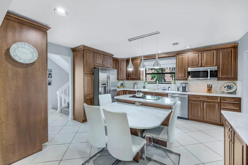 184 Stillwater Court Marco Island FL 34145