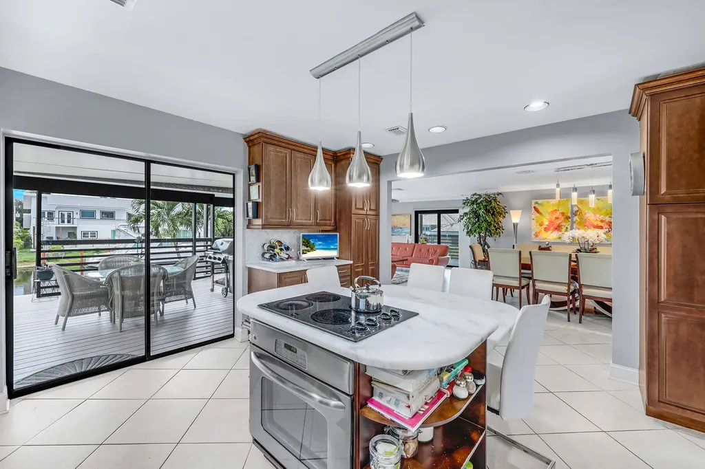 184 Stillwater Court Marco Island FL 34145