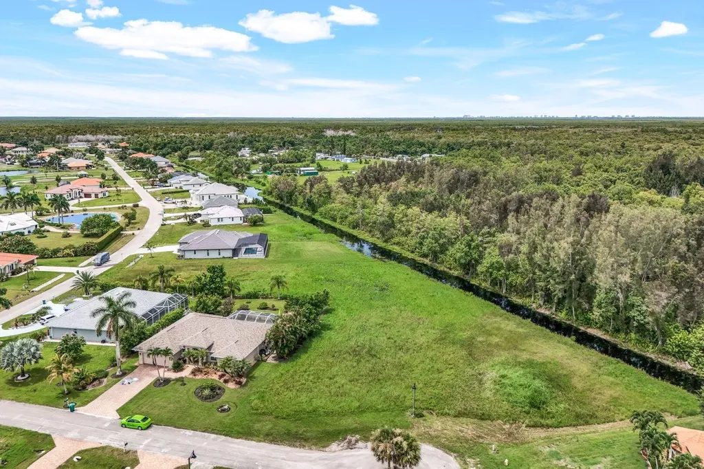 18181 Baywood Drive Naples FL 34114