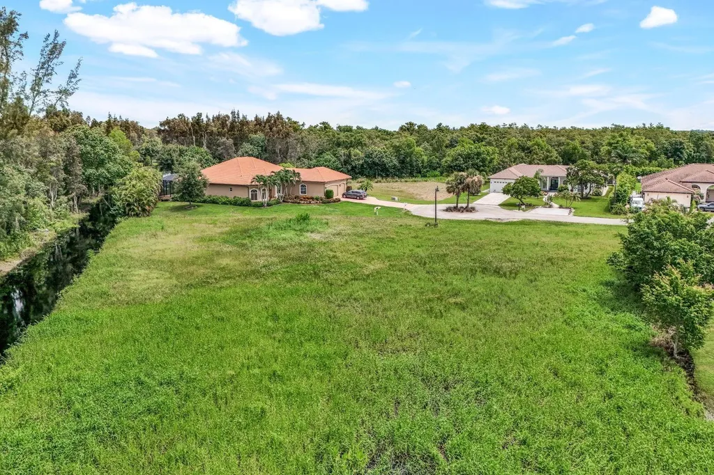 18181 Baywood Drive Naples FL 34114