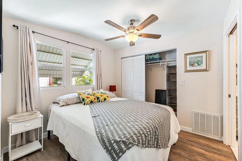 6 Jade Drive Naples FL 34114