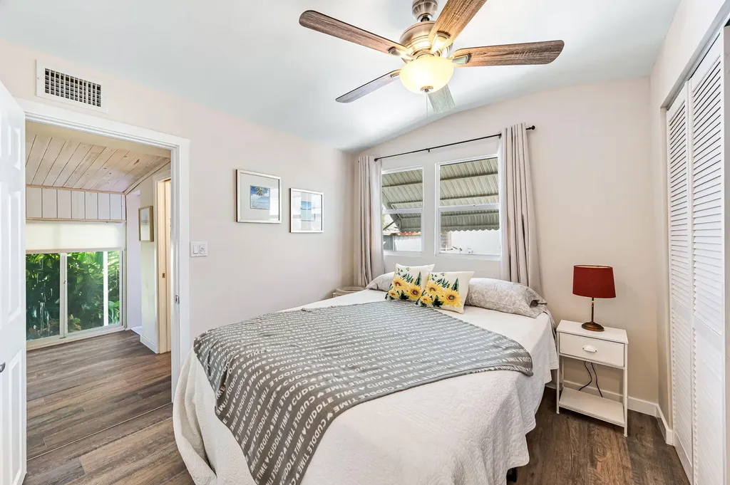 6 Jade Drive Naples FL 34114
