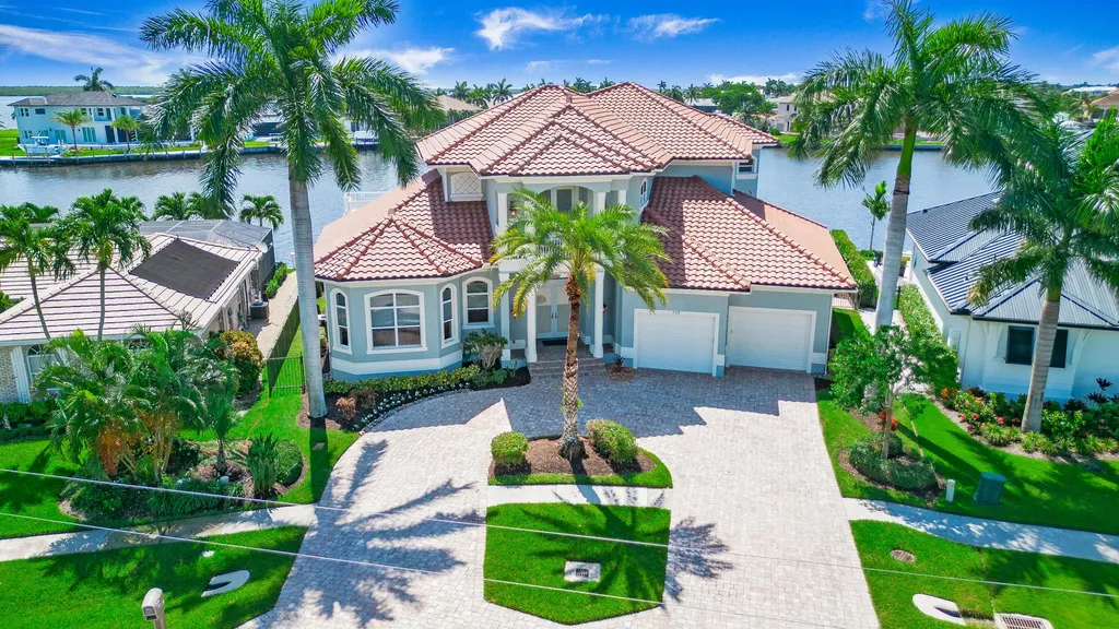 739 Fairlawn Court Marco Island FL 34145