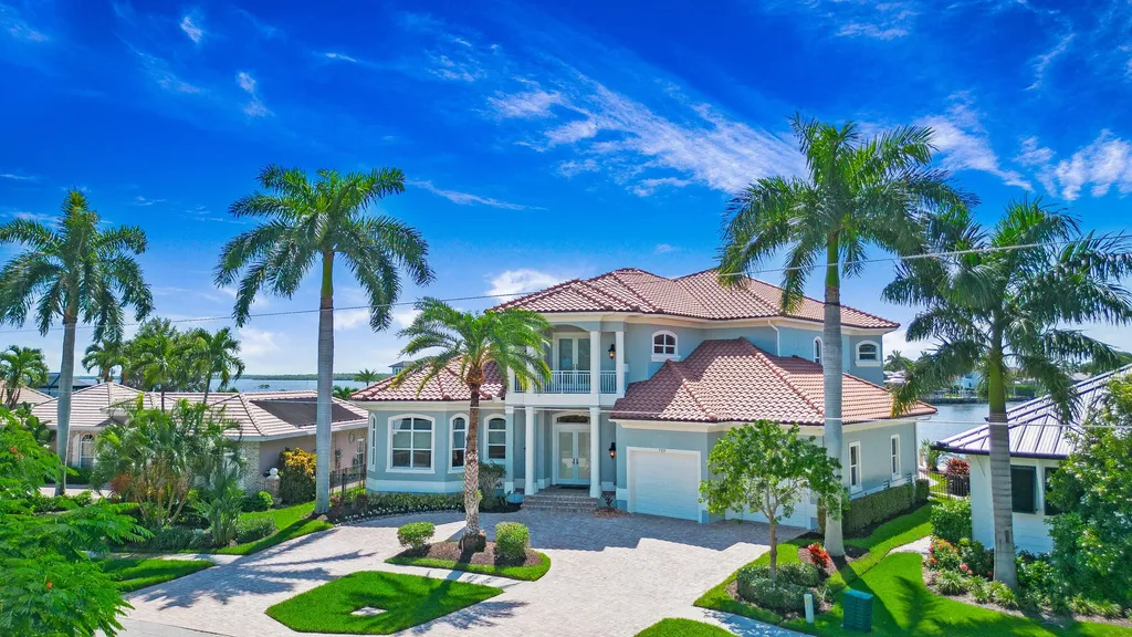 739 Fairlawn Court Marco Island FL 34145