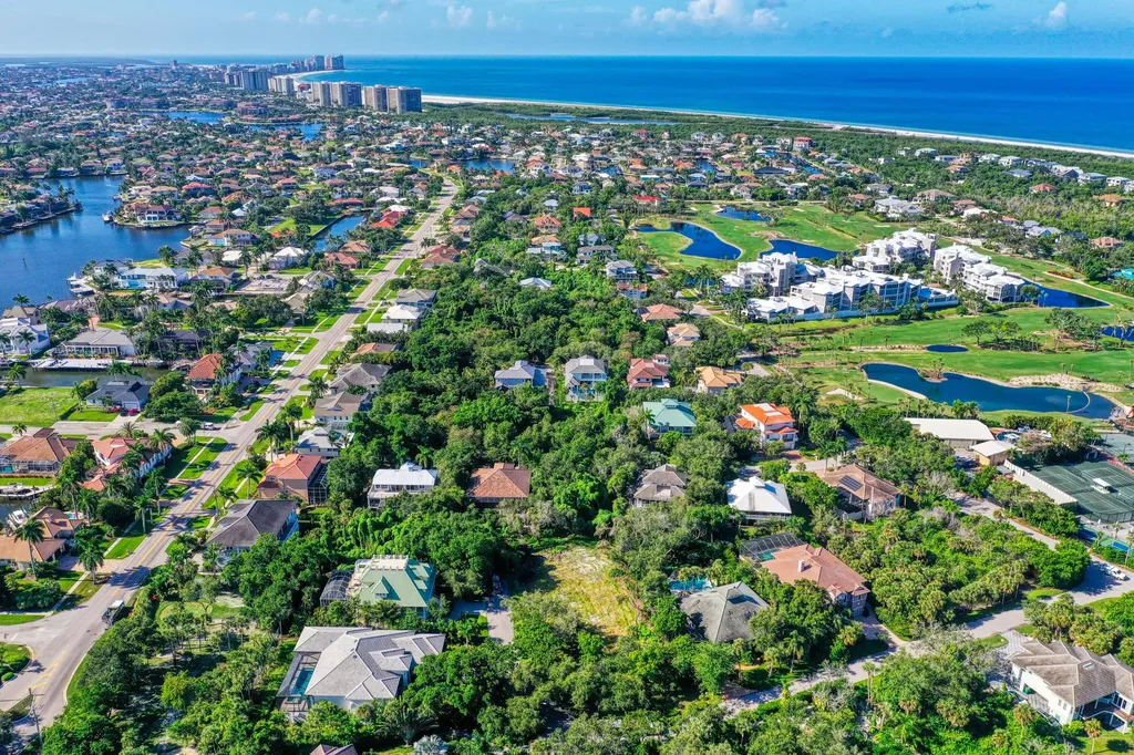 374 Gumbo Limbo Lane Marco Island FL 34145