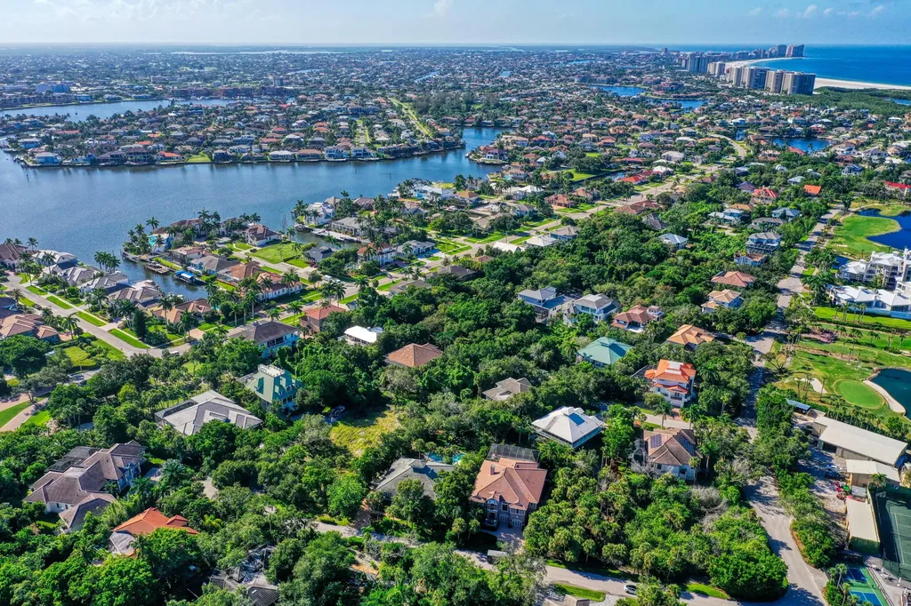 374 Gumbo Limbo Lane Marco Island FL 34145