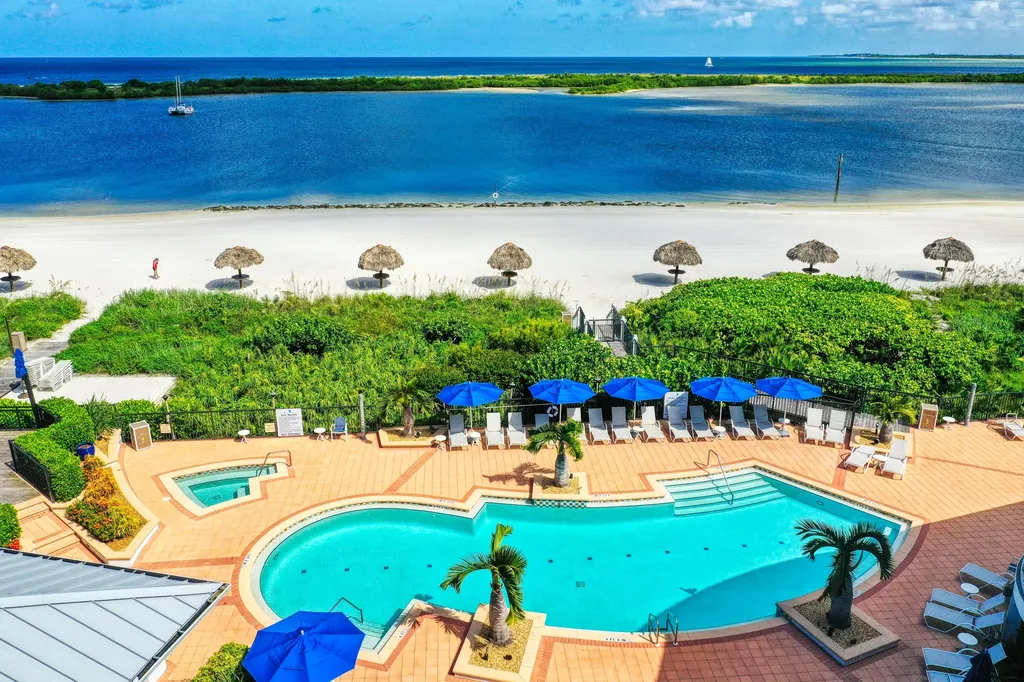 374 Gumbo Limbo Lane Marco Island FL 34145