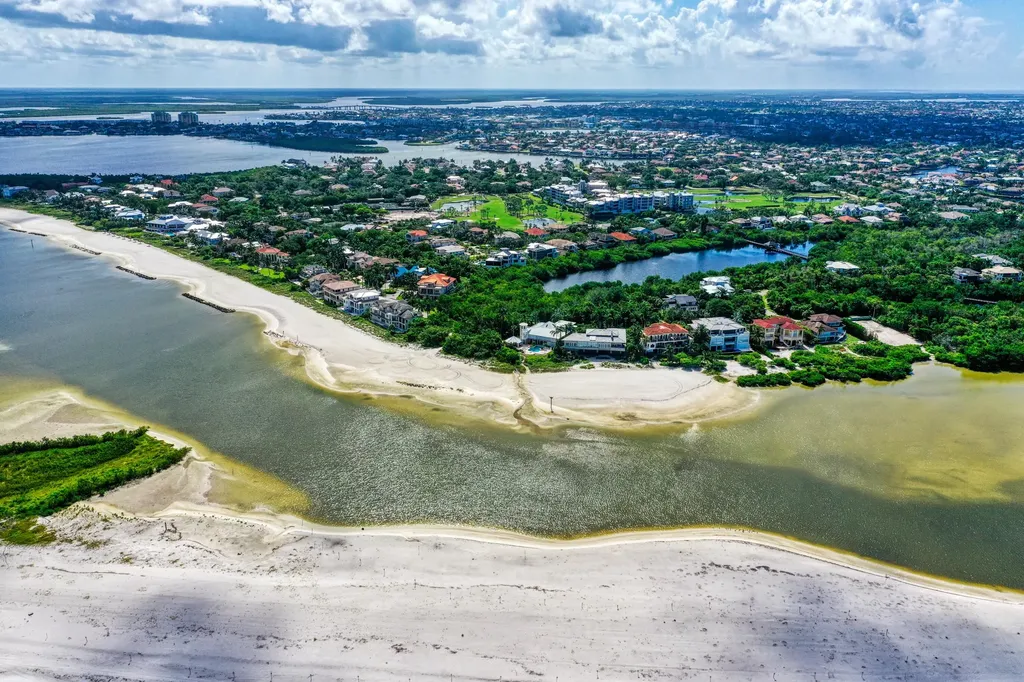 374 Gumbo Limbo Lane Marco Island FL 34145