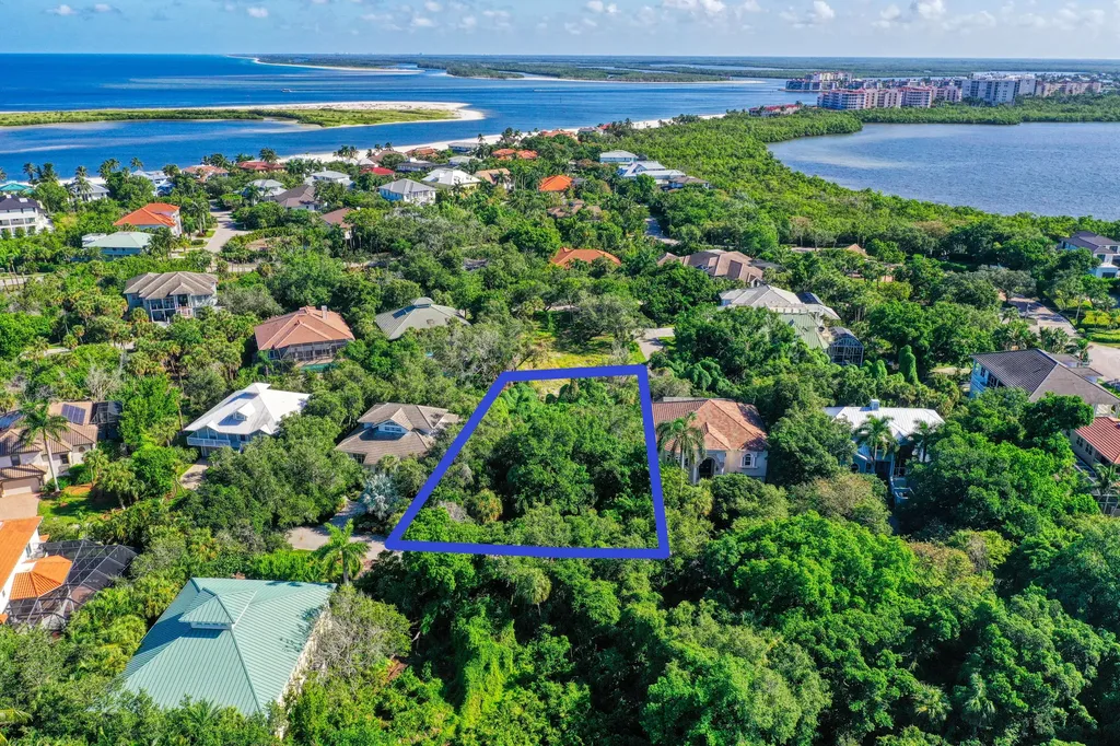 374 Gumbo Limbo Lane Marco Island FL 34145