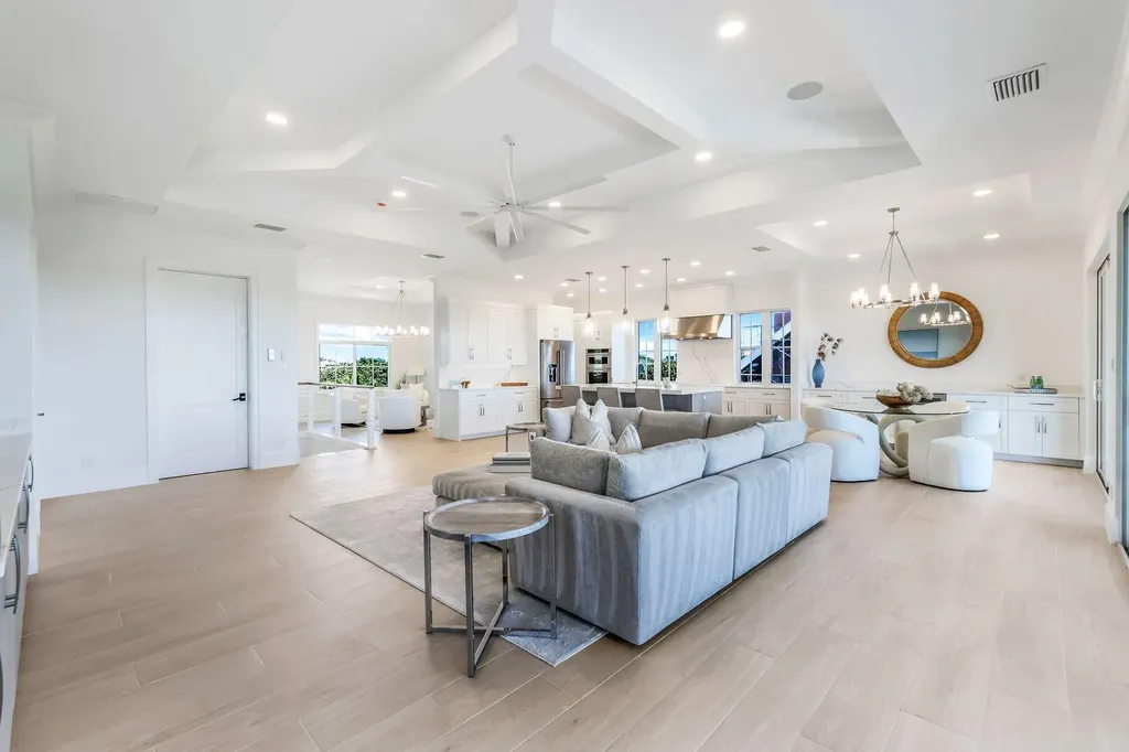 700 Waterside Drive Marco Island FL 34145