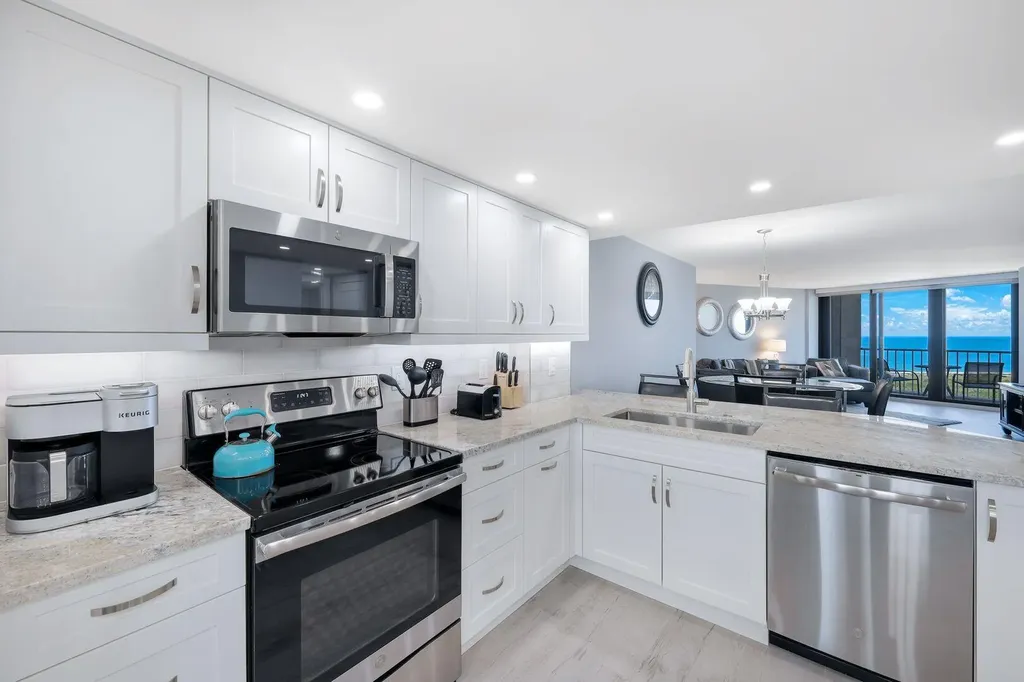 320 Seaview Marco Island FL 34145