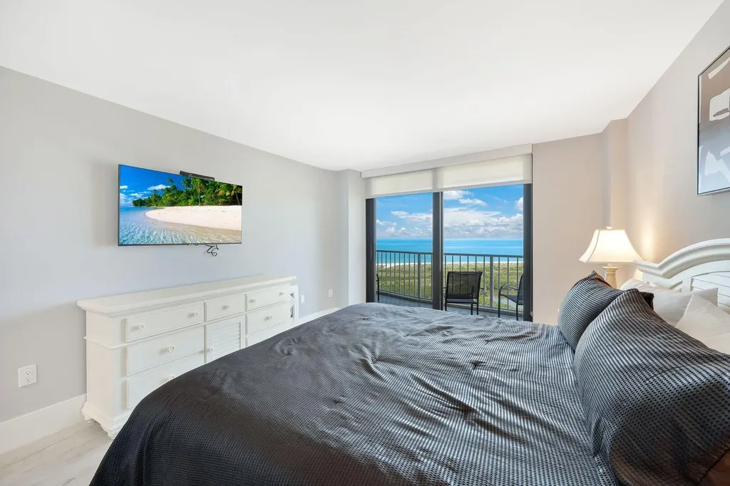 320 Seaview Marco Island FL 34145