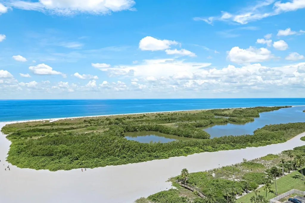 320 Seaview Marco Island FL 34145