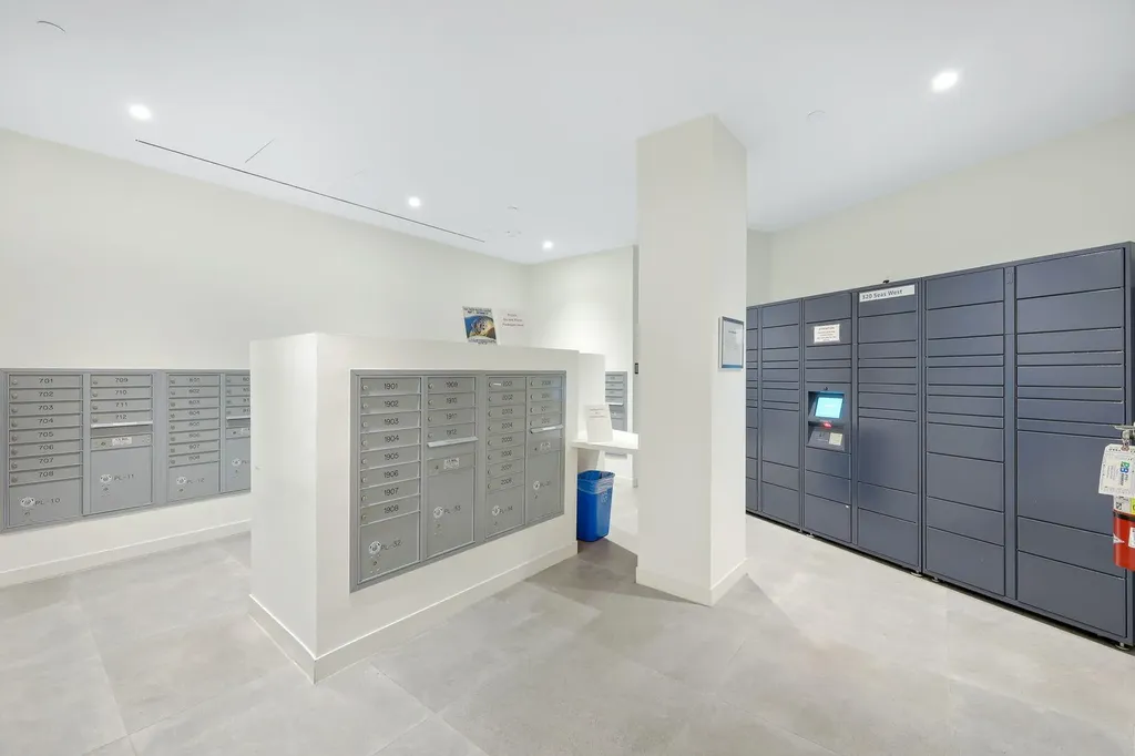 320 Seaview Marco Island FL 34145